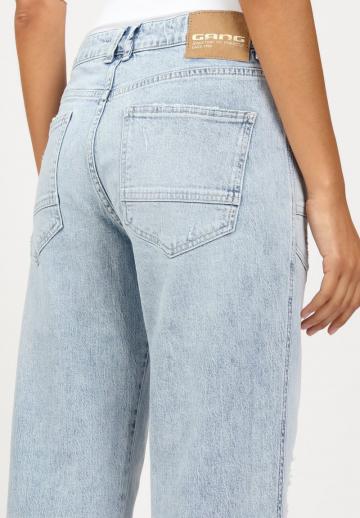 Свободные джинсы