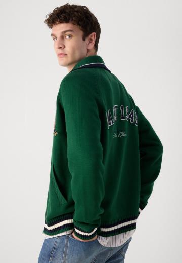 Вязаная кофта