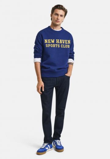 Узкие джинсы