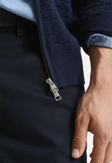 Вязаная кофта