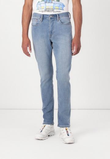 Узкие джинсы