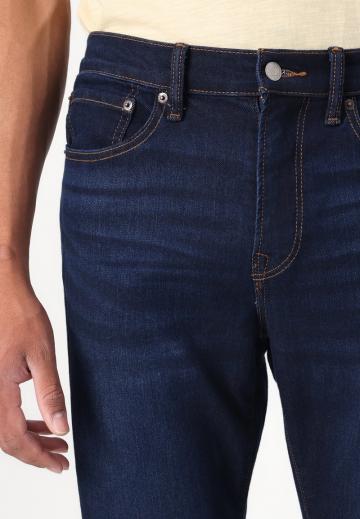 Узкие джинсы