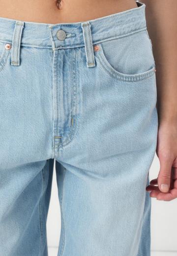Свободные джинсы