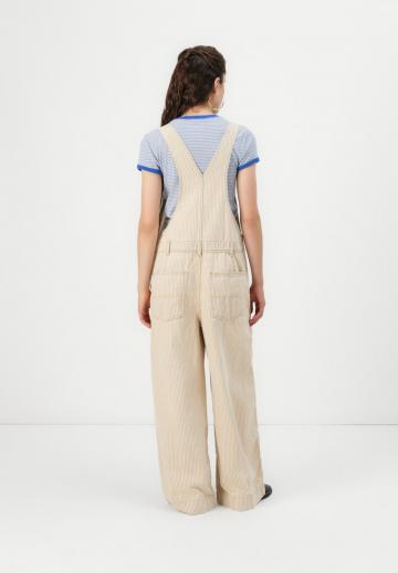 Джинсовый комбинезон