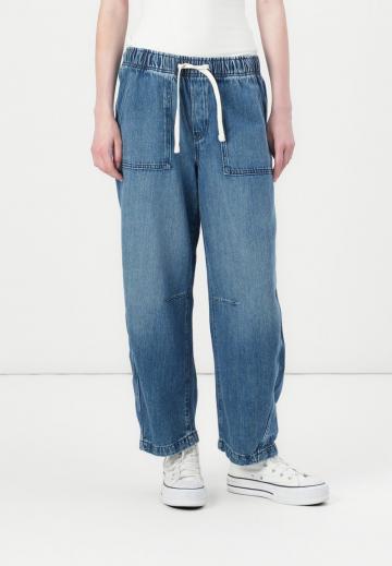 Свободные джинсы