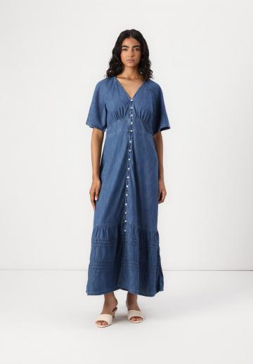 Летнее платье