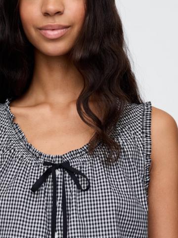 Блузка без рукавов