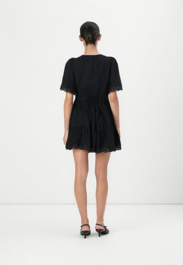 Короткое платье