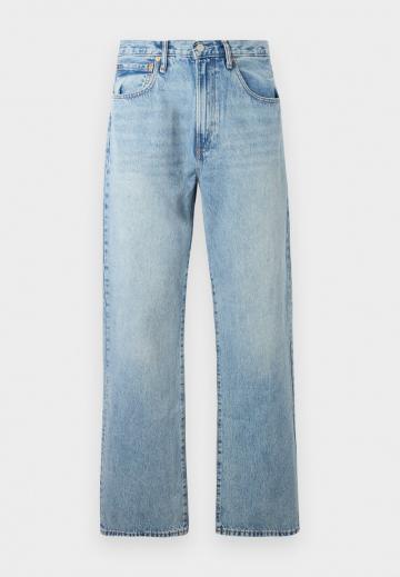 Свободные джинсы