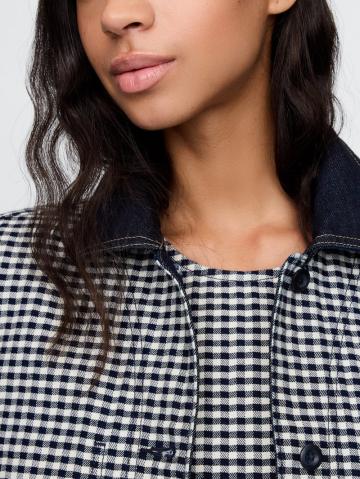 Джинсовая куртка