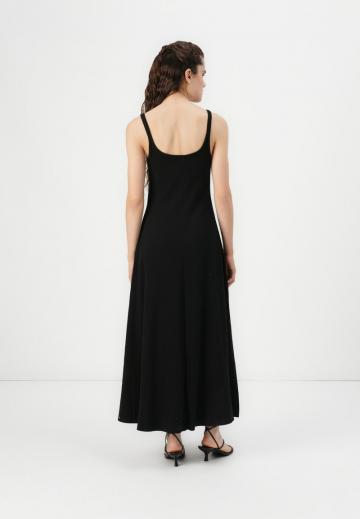 Длинное платье