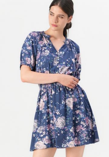 Короткое платье