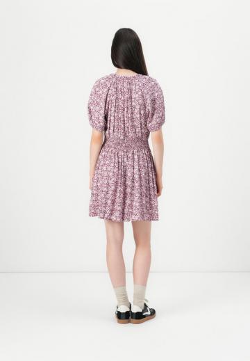 Короткое платье