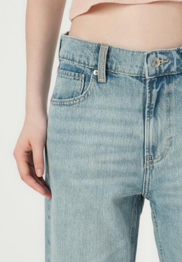 Свободные джинсы