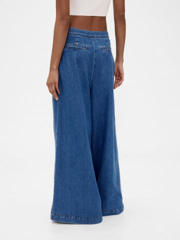 Свободные джинсы