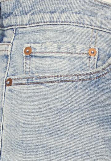 Узкие джинсы