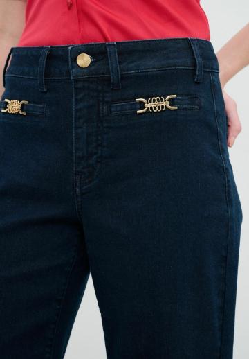 Клешеные джинсы