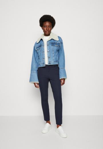 Узкие брюки