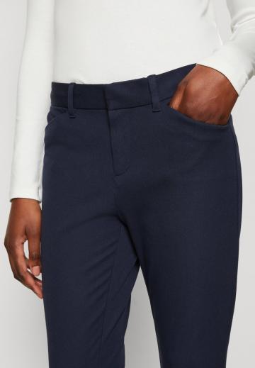 Узкие брюки