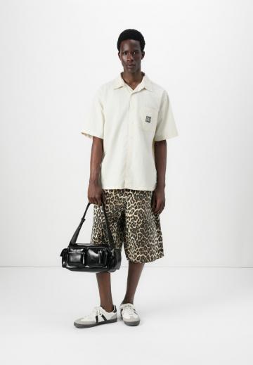 Рубашка с коротким рукавом