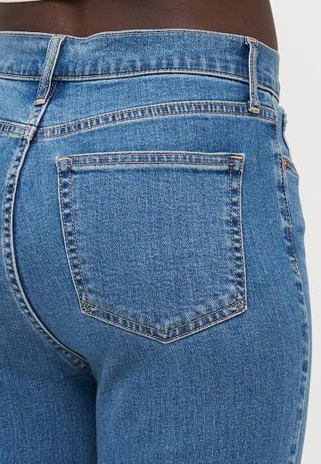 Клешеные джинсы