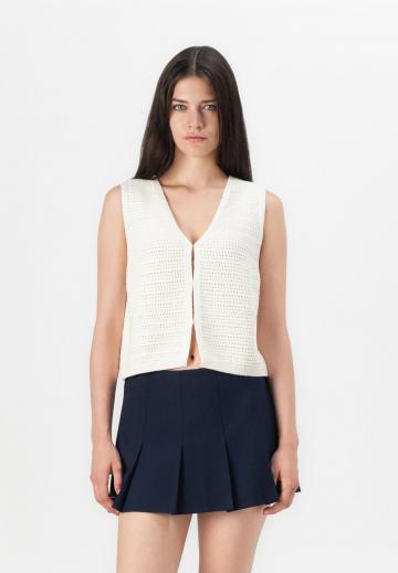 Короткая куртка