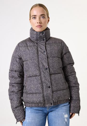 Зимняя куртка