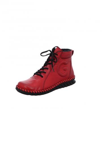 Ботинки на шнуровке