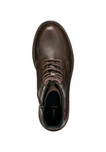 Ботинки на шнуровке