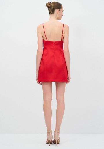 Короткое платье