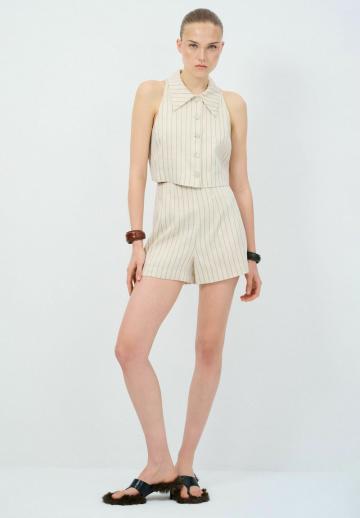 Блузка без рукавов