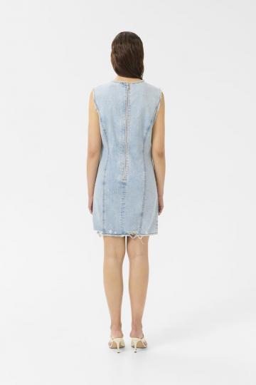 Короткое платье