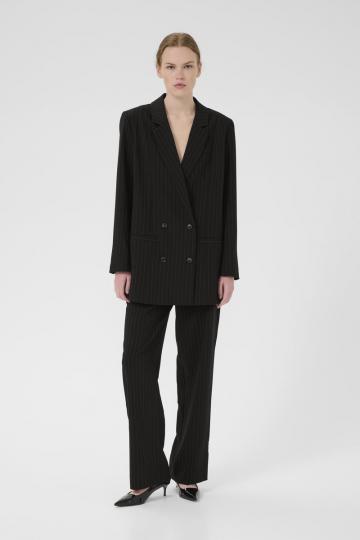 Длинный блейзер