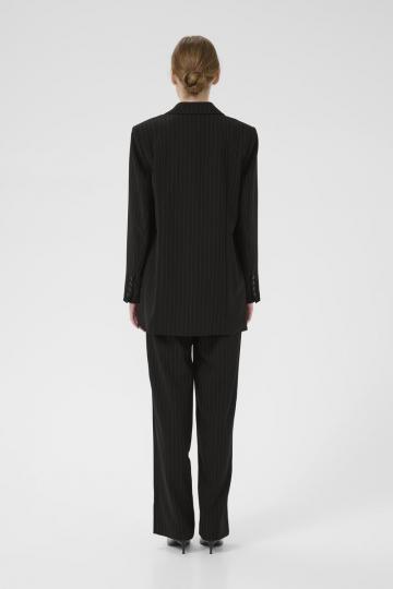 Длинный блейзер