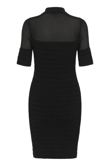 Вязаное платье