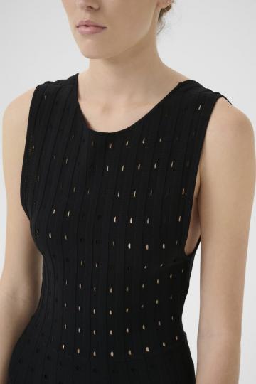 Вязаное платье