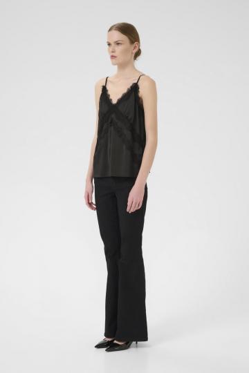 Топ на бретельках