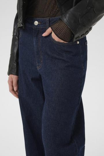 Свободные джинсы