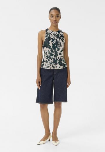 Блузка без рукавов