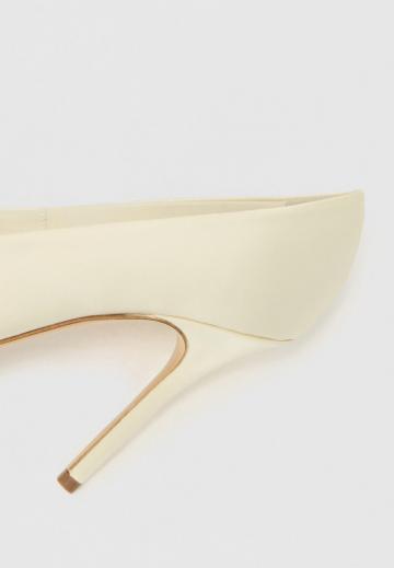 Туфли на высоком каблуке