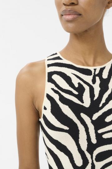 Платье футляр