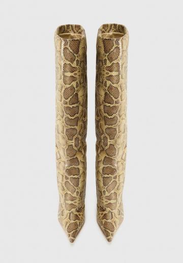 Высокие сапоги