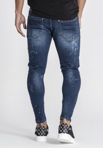 Узкие джинсы
