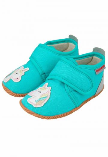 Детская обувь