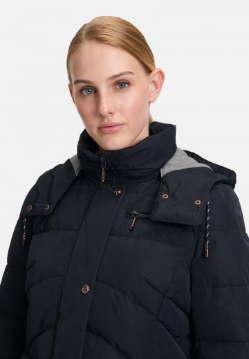 Зимняя куртка