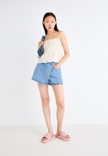 Топ без бретелек