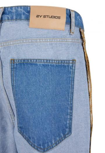 Прямые джинсы