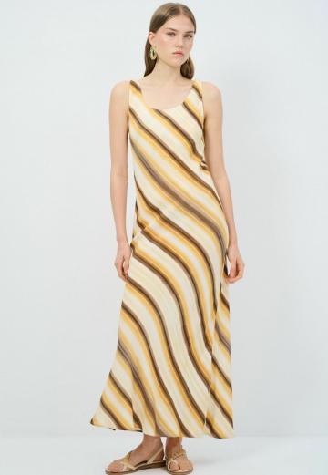Пляжное платье