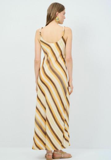 Пляжное платье