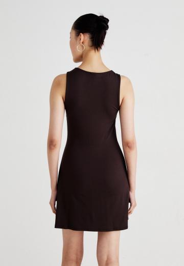 Короткое платье